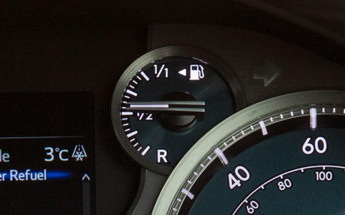 Jim Moylan: fuel gauge arrow