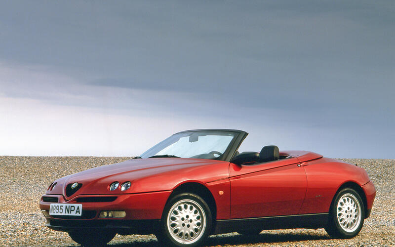 Alfa Romeo GTV/Spider (1995-2004) - from £3000 Alfa Romeo GTV/Spider (1995-2004) - from £3000