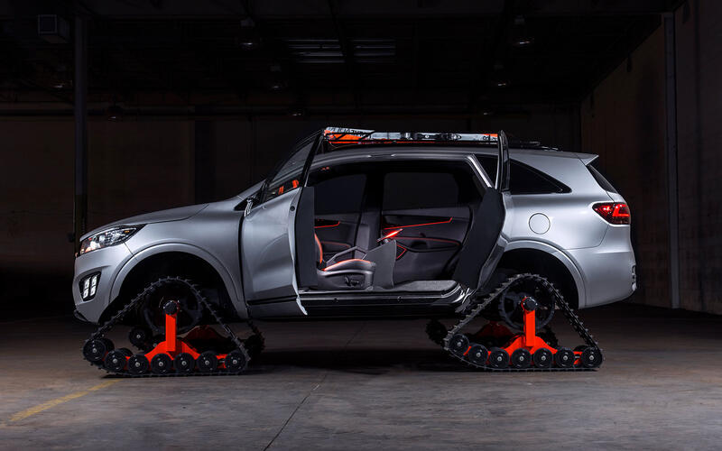 Kia Sorento Ski Gondola (2016)