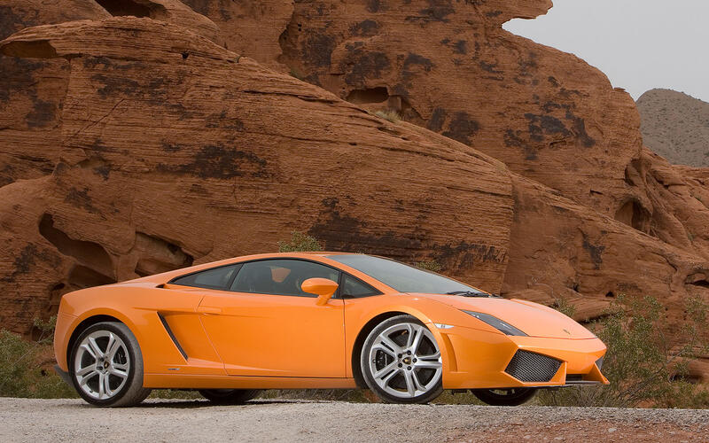 54 2003 Lamborghini Gallardo 