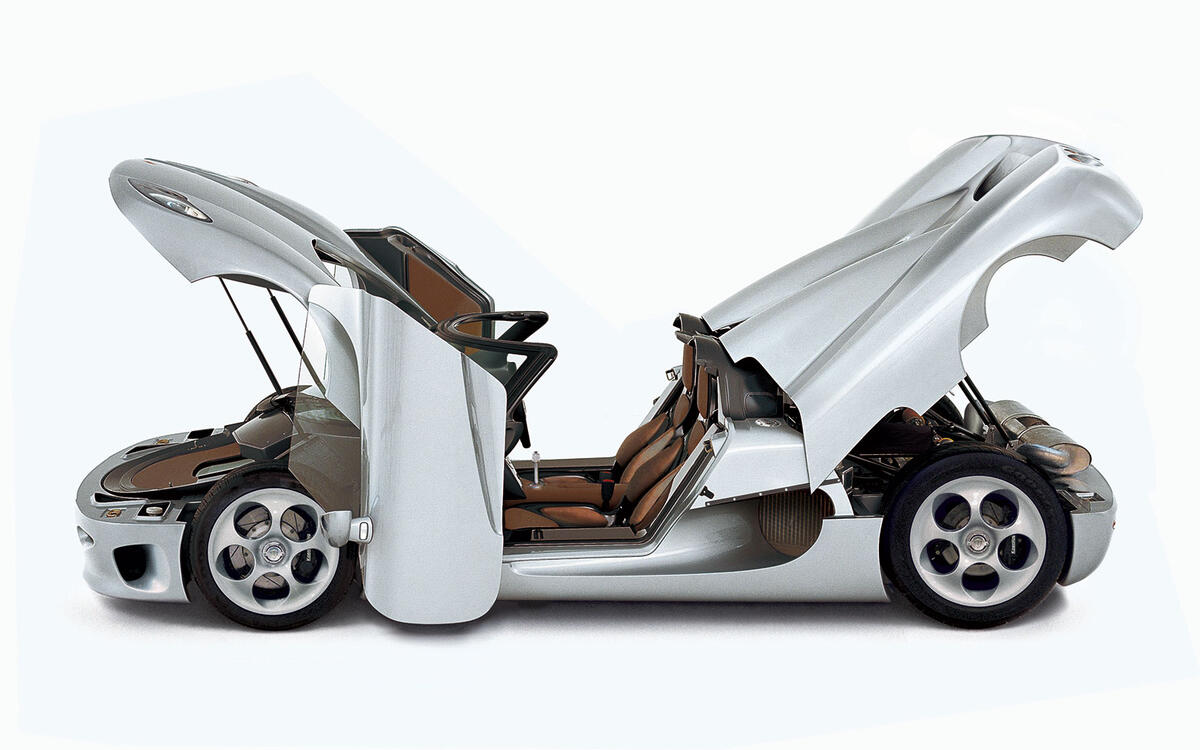 Koenigsegg CC8S (2002) Koenigsegg CC8S (2002)