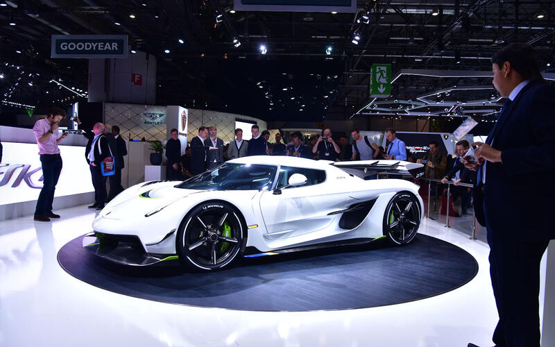 Koenigsegg Jesko (2020) Koenigsegg Jesko (2020)