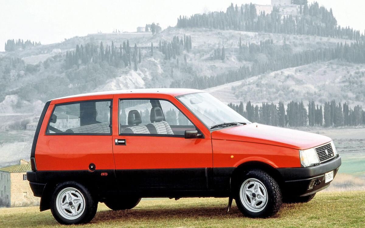 LANCIA Y10 1985-1995 - £2000-£8000 LANCIA Y10 1985-1995 - £2000-£8000