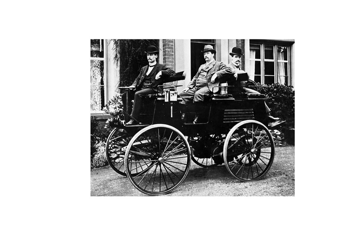 First electric cars
