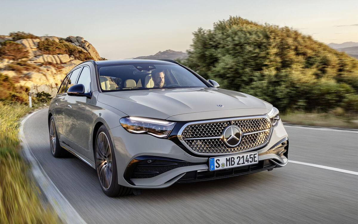 Mercedes-Benz E-Class – 4 recalls  Mercedes-Benz E-Class – 4 recalls