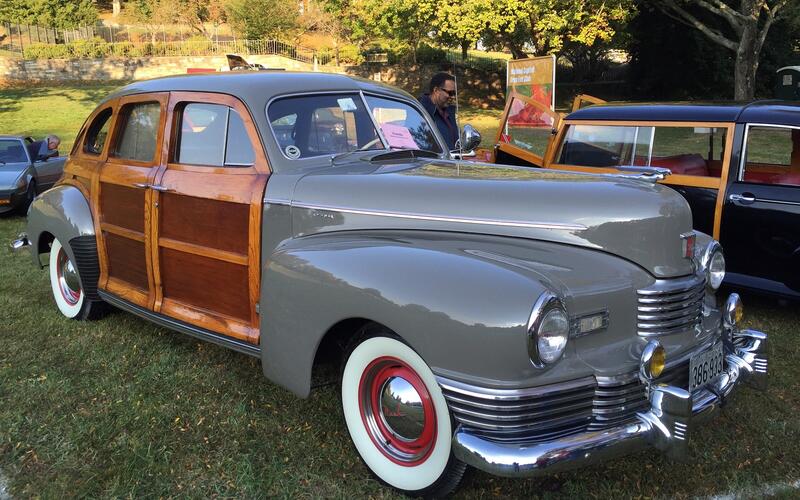 Nash Ambassador Suburban (1946)