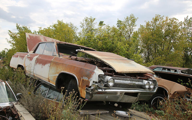 OLDSMOBILE JETSTAR 88 - 1964