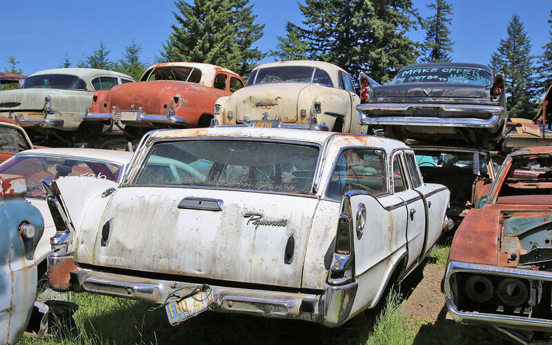 PLYMOUTH FURY STAION WAGON - 1960