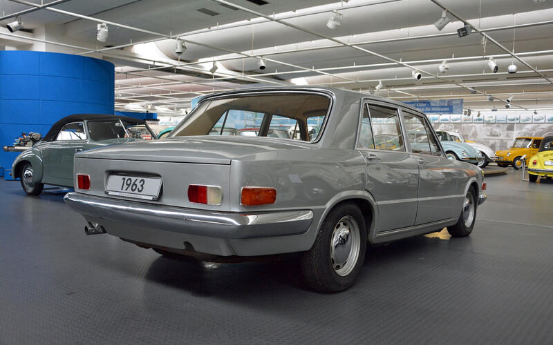 1963 EA 128