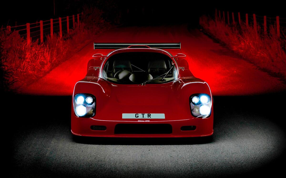 Ultima GTR Ultima GTR