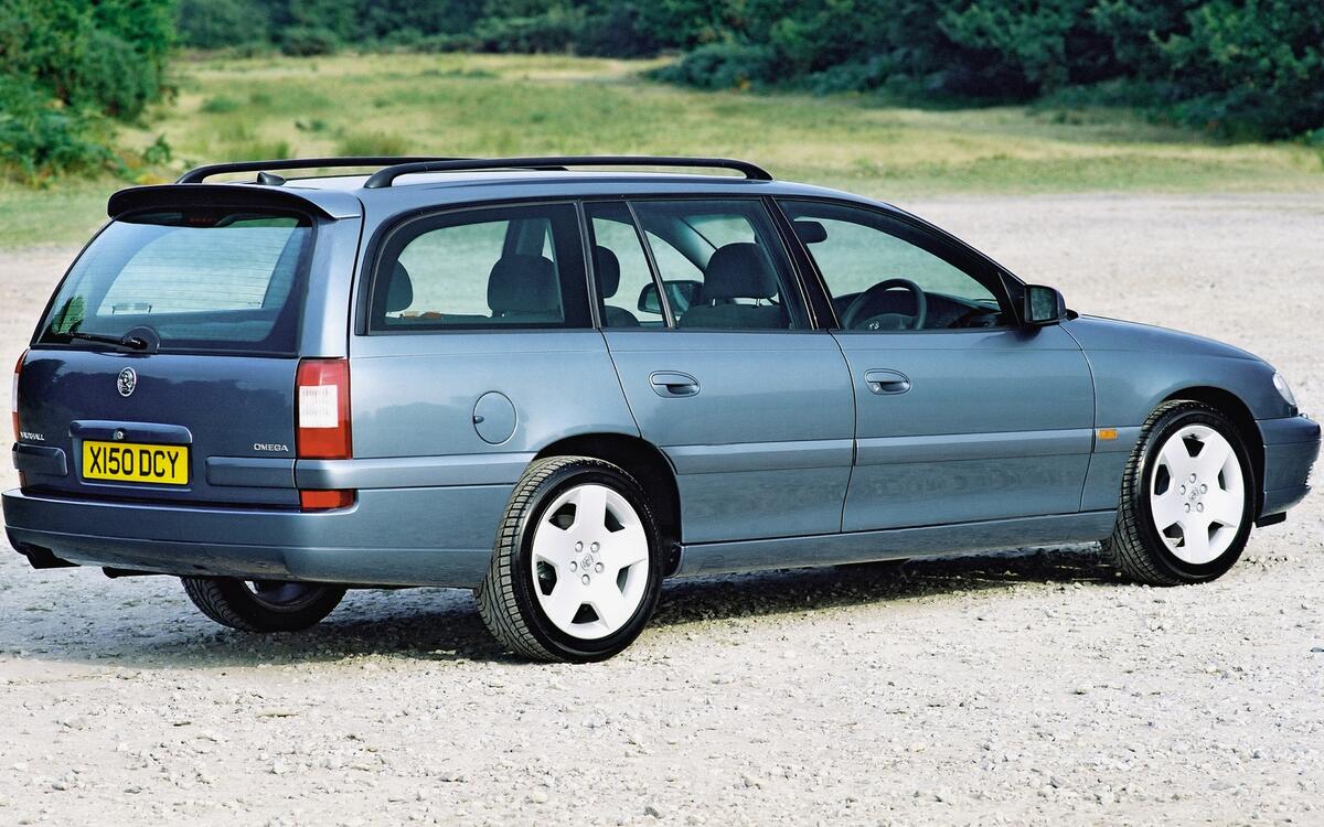 Vauxhall Omega from £700 Vauxhall Omega from £700