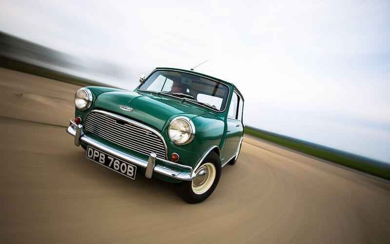 1: 1959 Austin Mini