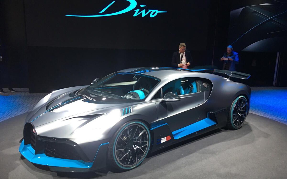 Bugatti Divo (2020) Bugatti Divo (2020)