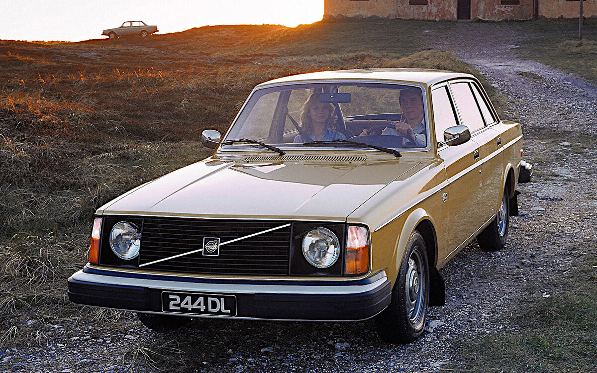 Volvo 200 Series Volvo 200 Series