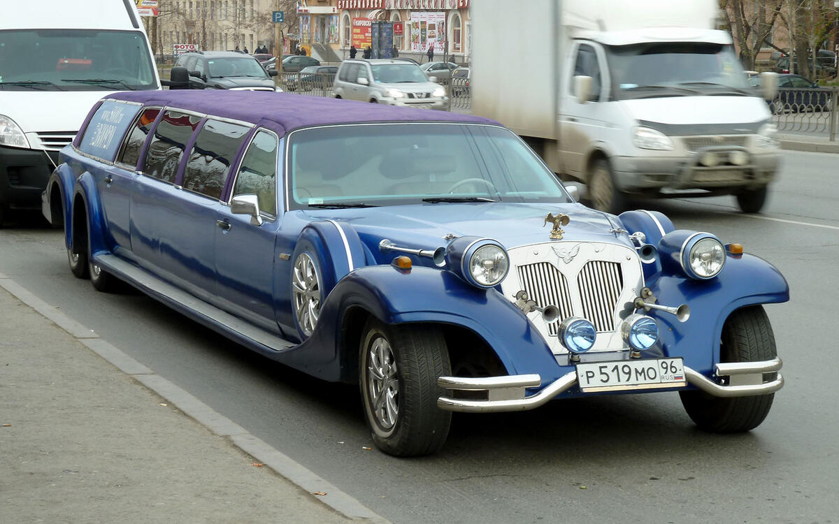 Unknown six-wheeler Unknown six-wheeler