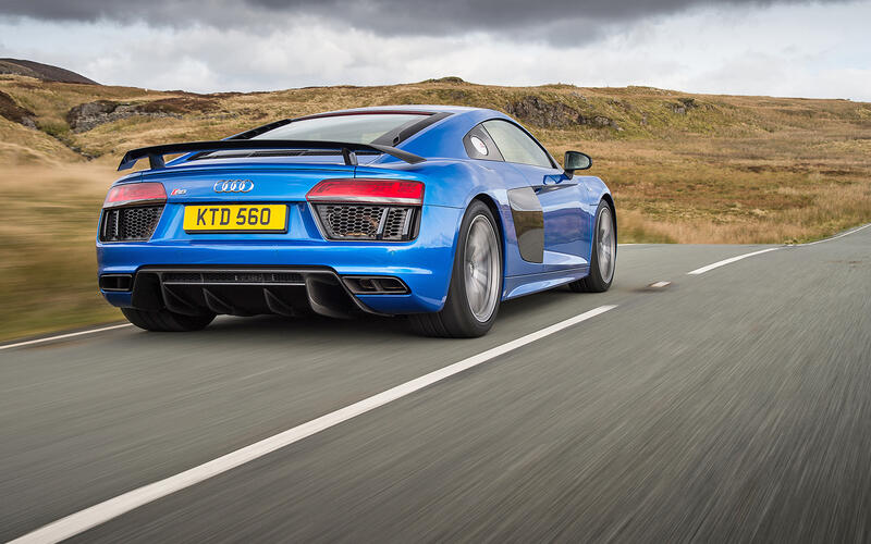 Audi R8 (2006) Audi R8 (2006)