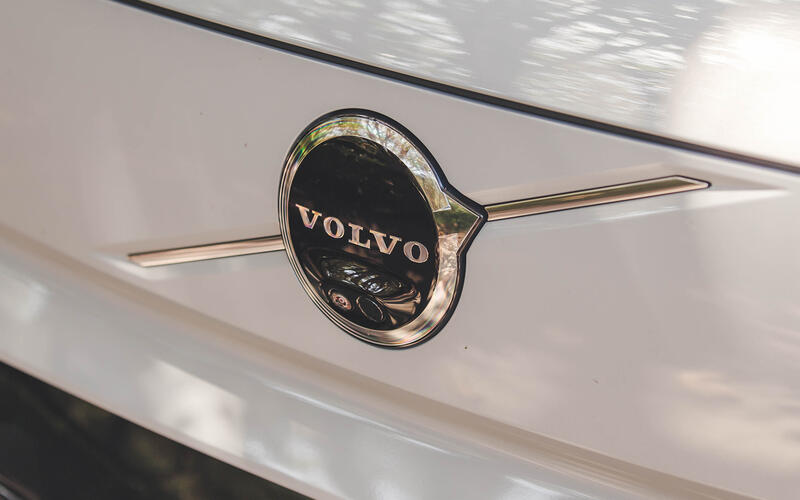 VOLVO