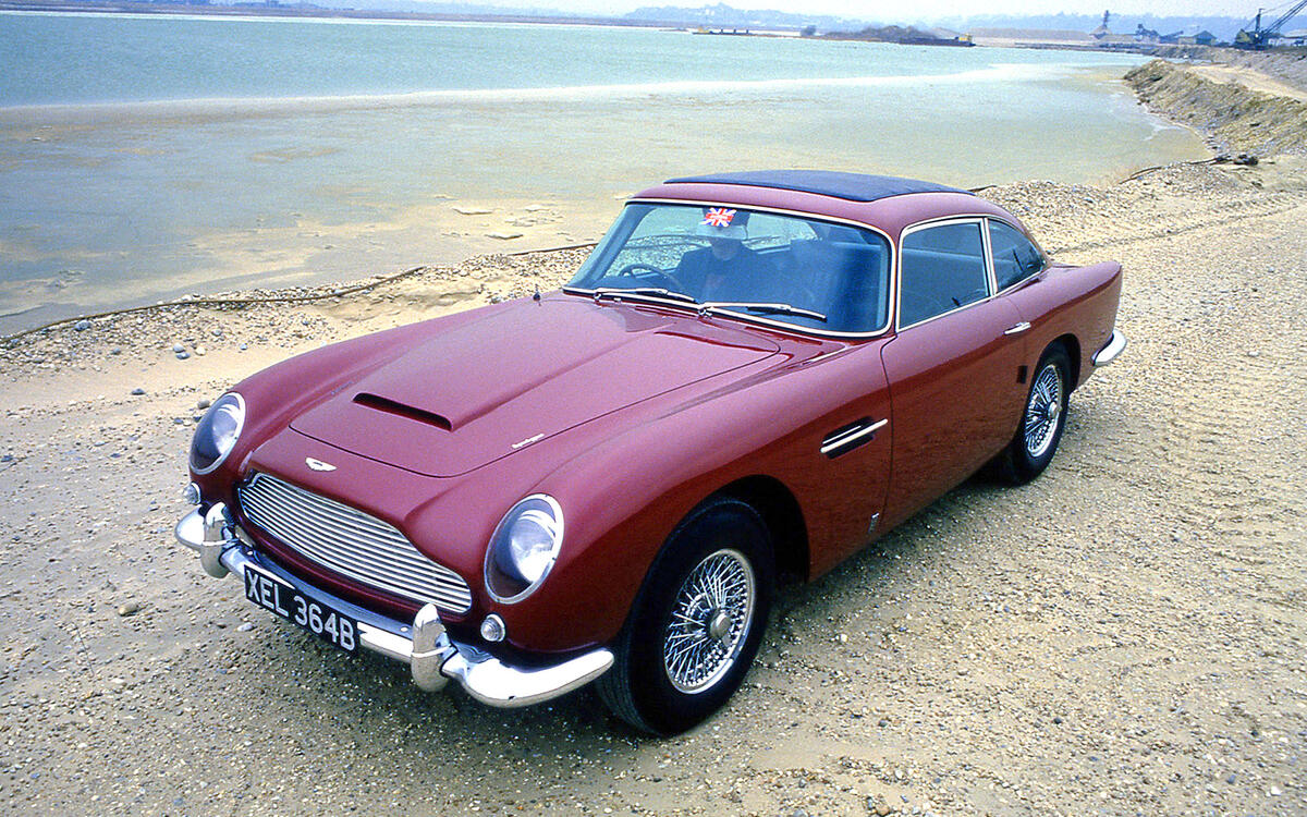 46 1964 Aston Martin DB5 