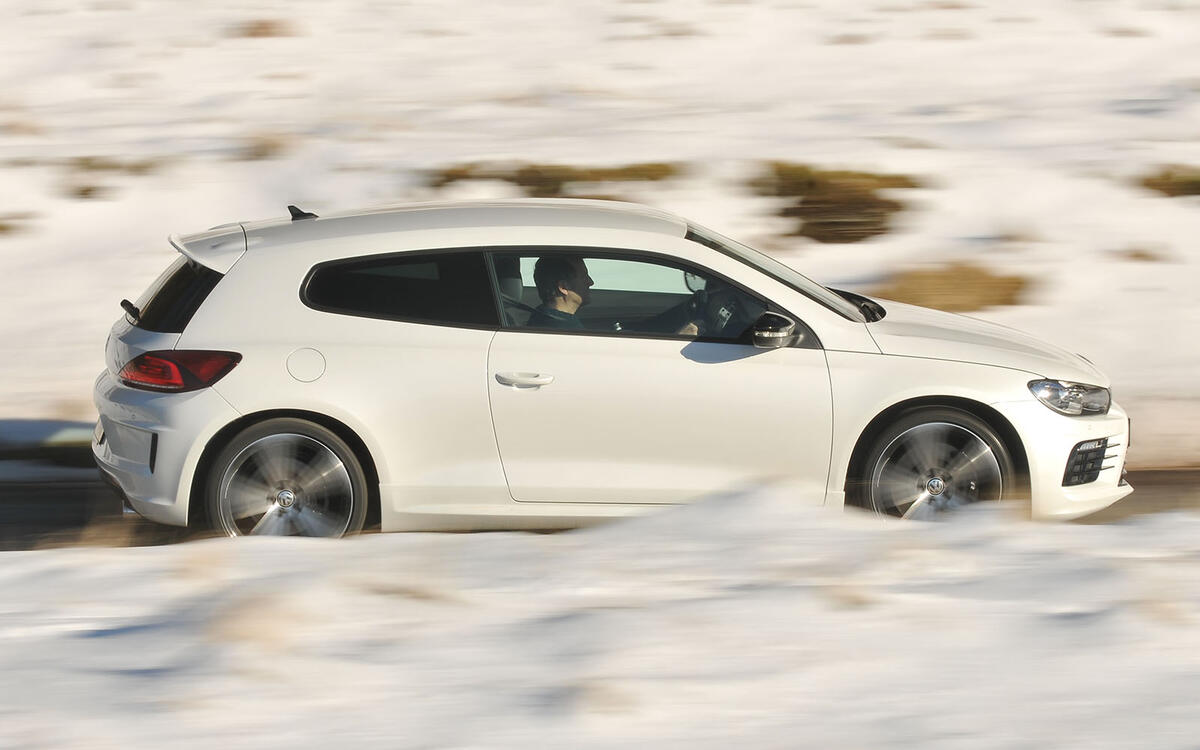 Volkswagen Scirocco R (£7000-£25,000) Volkswagen Scirocco R (£7000-£25,000)