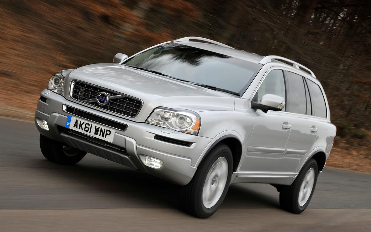 Volvo XC90 (£2000-£20,000) Volvo XC90 (£2000-£20,000)