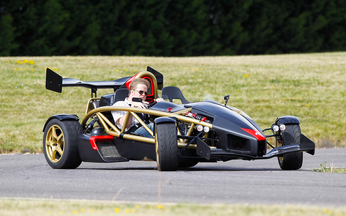 40: Ariel Atom  40: Ariel Atom