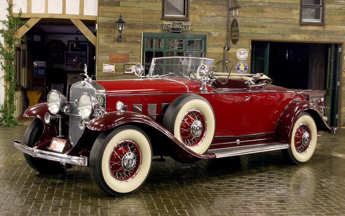 Cadillac Cadillac