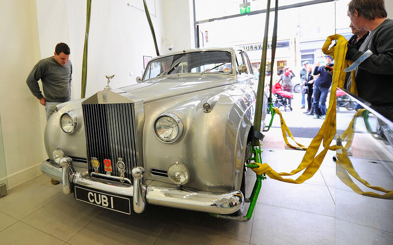  A View to a Kill – Rolls-Royce Silver Cloud II – FAKE AND REAL