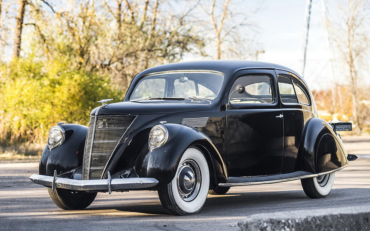 Ford’s first response - 1936 Lincoln-Zephyr Ford’s first response - 1936 Lincoln-Zephyr