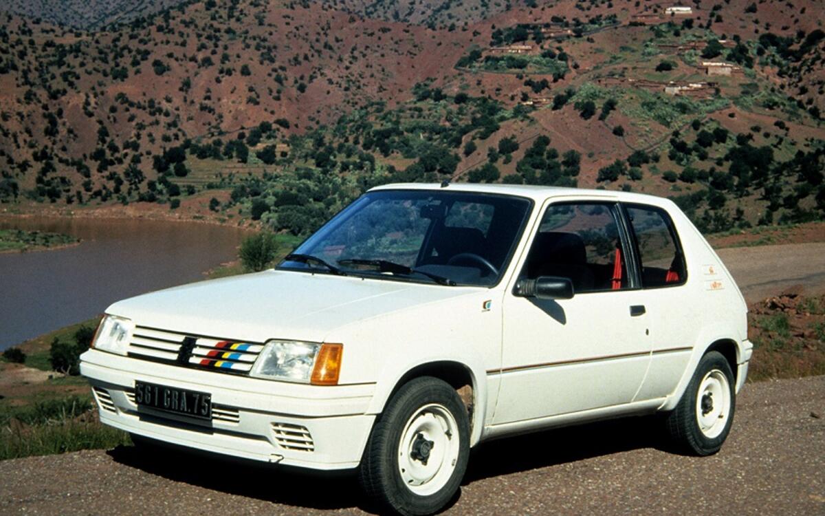 Peugeot 205 Rallye (794kg) Peugeot 205 Rallye (794kg)
