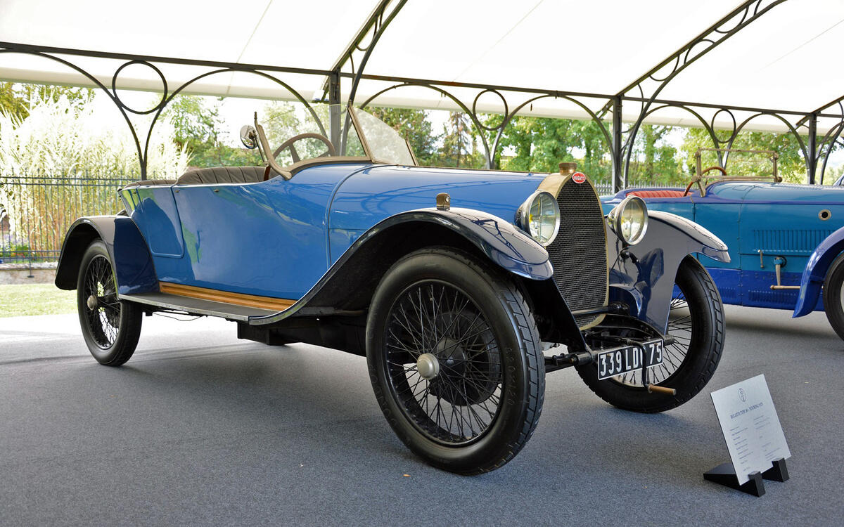 Bugatti Type 30 Touring (1925)