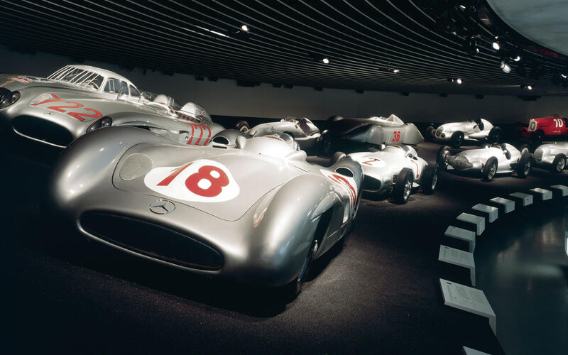 Mercedes-Benz Mercedes-Benz