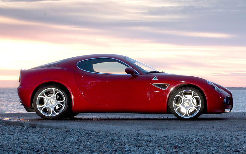 40 2007 Alfa Romeo 8C Competizione 