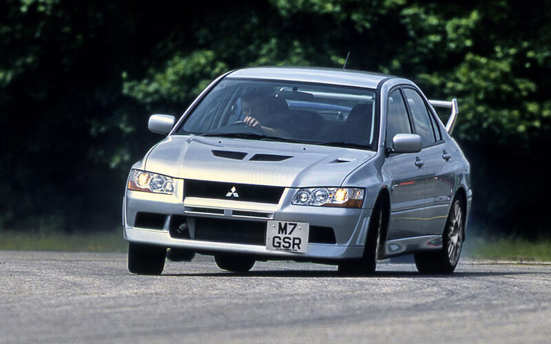 MITSUBISHI EVO VIII FQ-300 2004-2005 - £15,000-£25,000 MITSUBISHI EVO VIII FQ-300 2004-2005 - £15,000-£25,000
