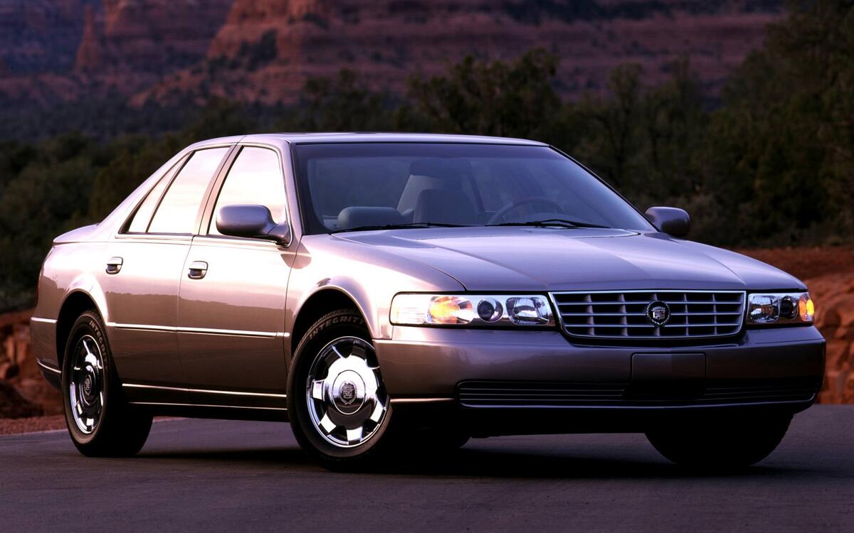 SATELLITE RADIO: Cadillac, 2001 SATELLITE RADIO: Cadillac, 2001