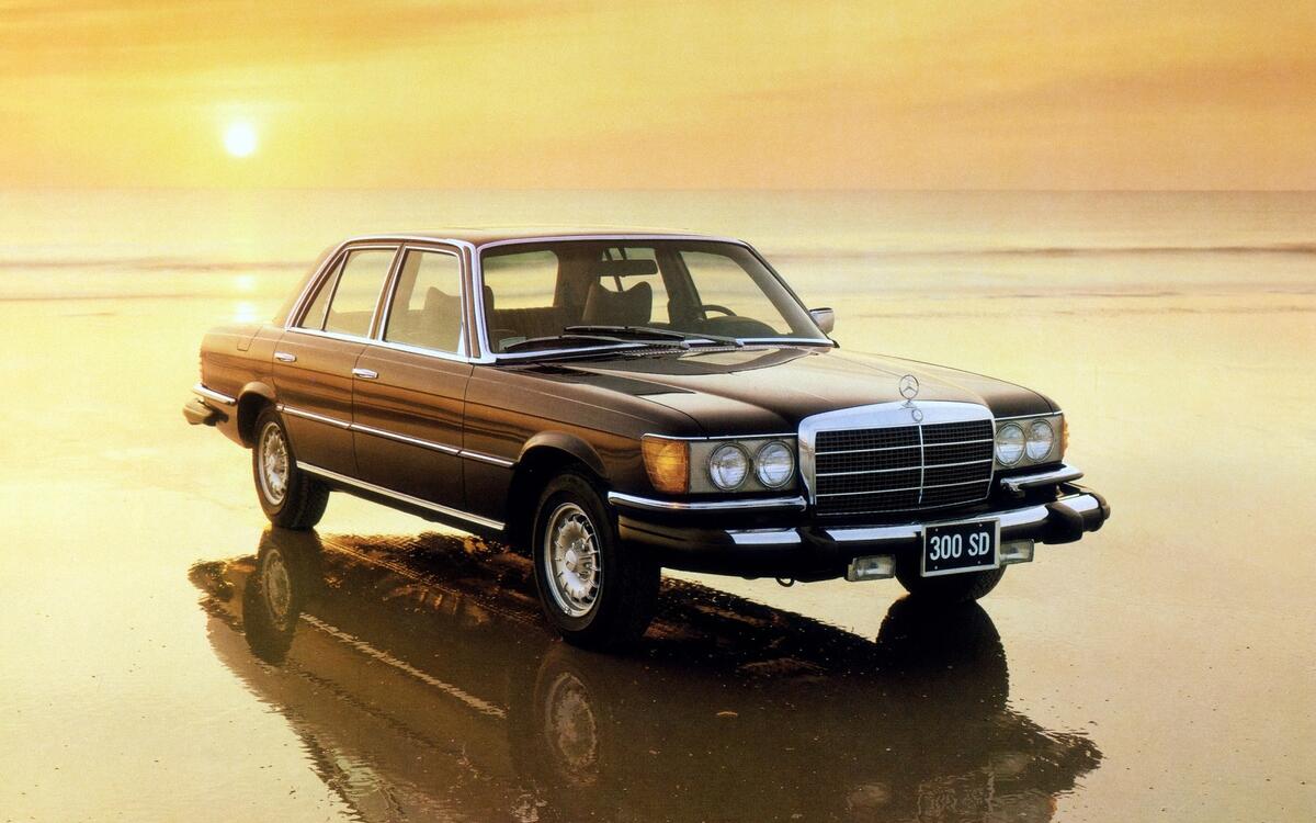 W116 (1972) W116 (1972)