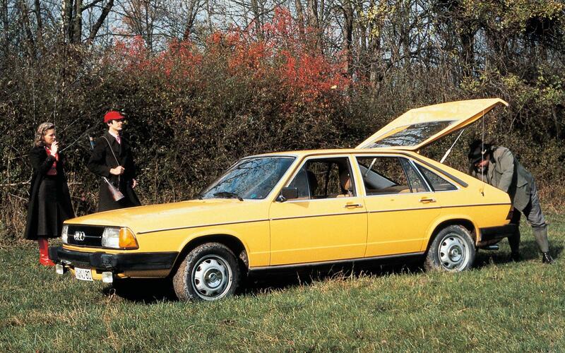 Audi 100 Avant (1976)