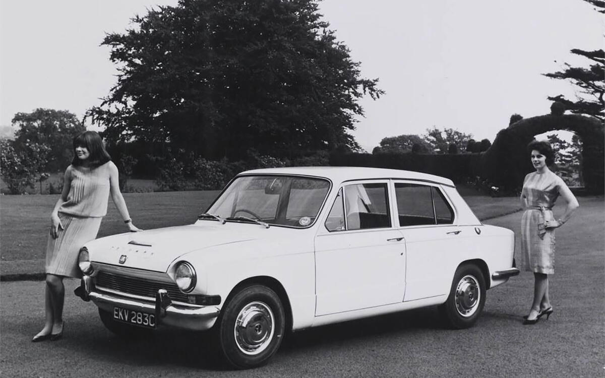 94 1966 Triumph 1300