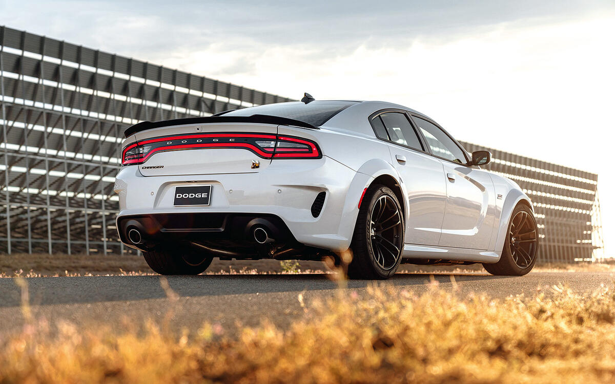 Dodge Charger R/T Scat Pack: Dodge Charger R/T Scat Pack: