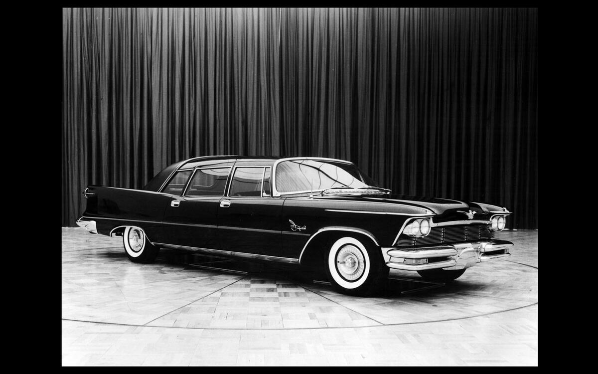 Imperial Crown (1957)