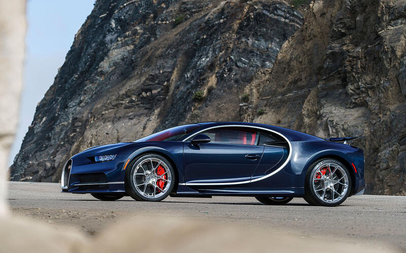 29 2017 Bugatti Chiron 