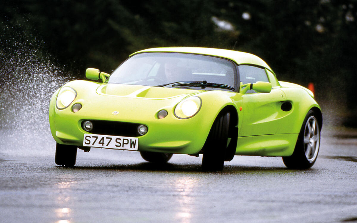 Lotus Elise (723kg) Lotus Elise (723kg)