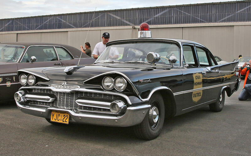 51: Dodge Coronet Police Car (USA) 51: Dodge Coronet Police Car (USA)