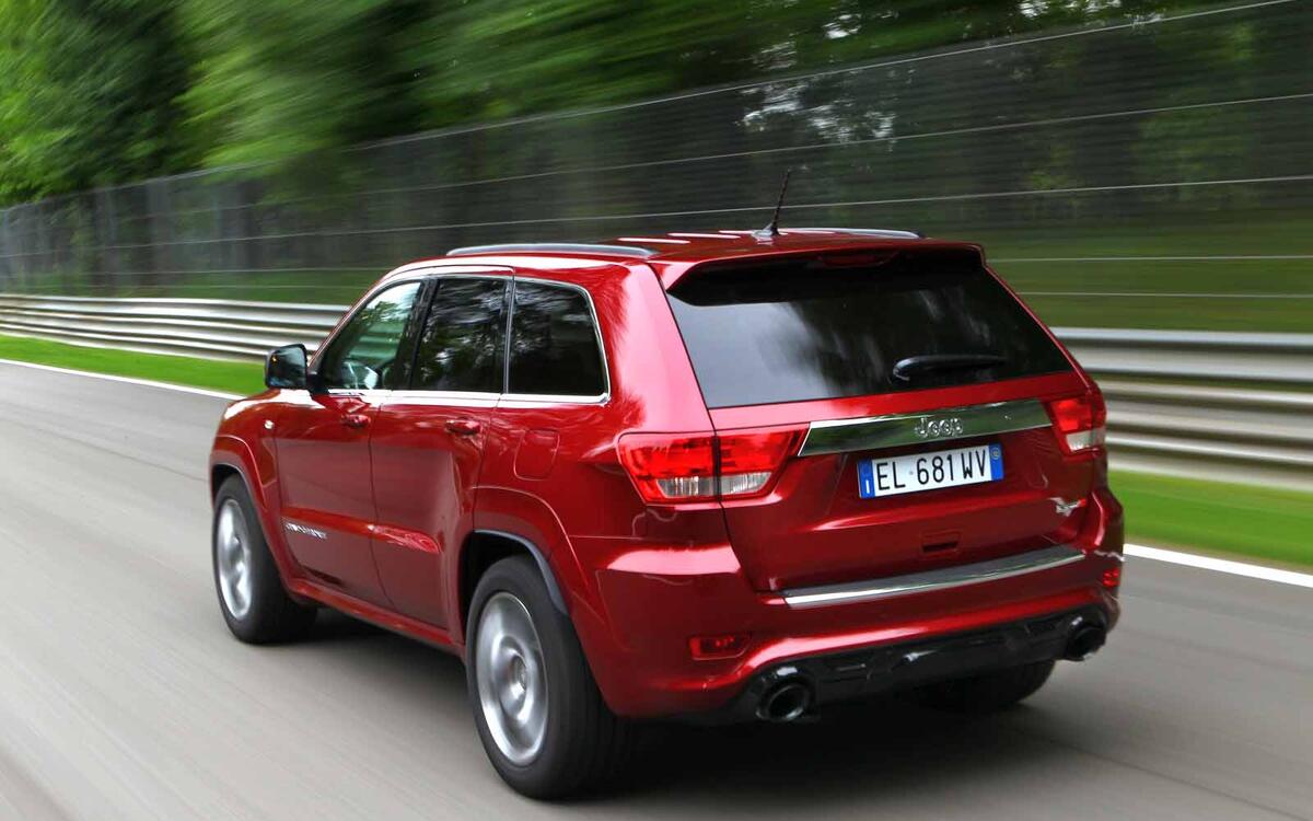 Jeep Grand Cherokee SRT-8 Jeep Grand Cherokee SRT-8
