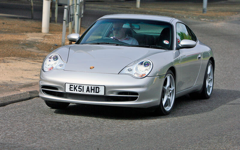 Porsche 911 (996)