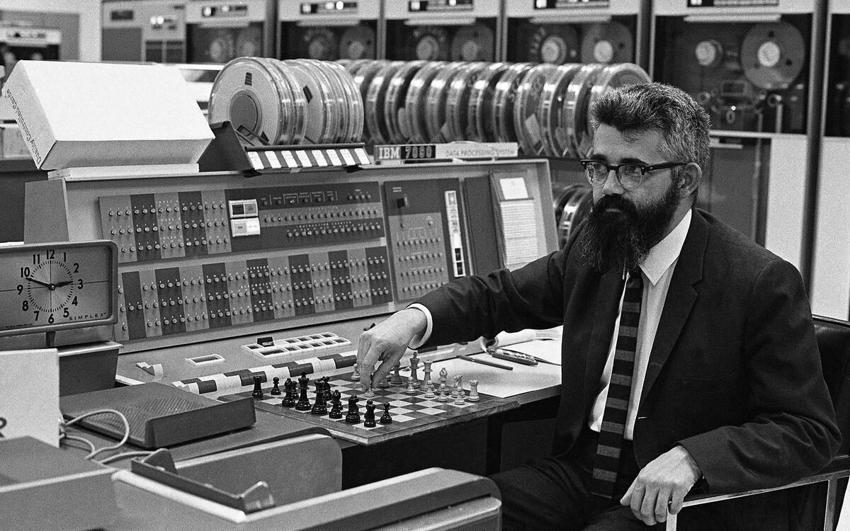 John McCarthy’s computer-controlled cars (1969) John McCarthy’s computer-controlled cars (1969)