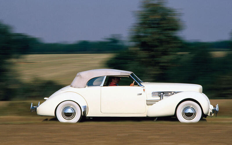 21 1937 Cord 812 21 1937 Cord 812