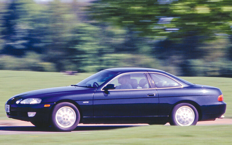 BACKUP/REVERSING CAMERA: Toyota Soarer (1991)