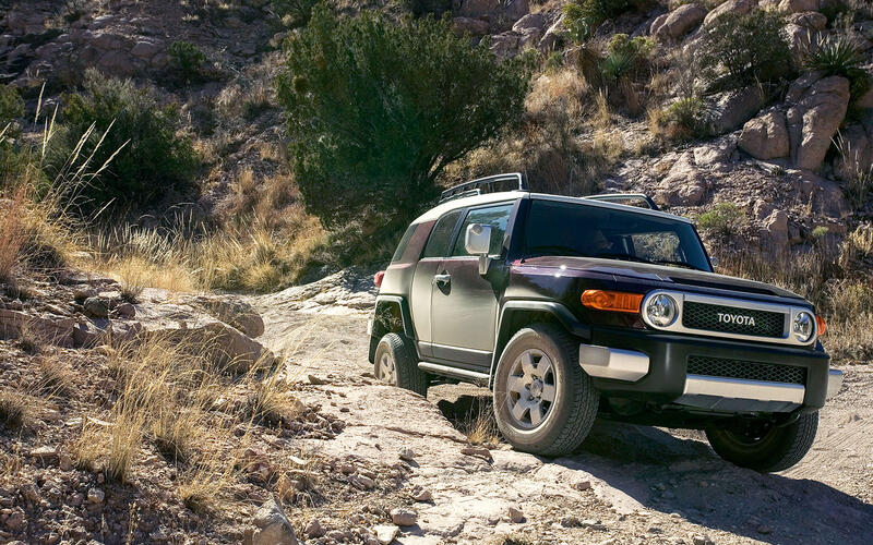 TOYOTA FJ CRUISER 2007-2018 - £22,000-£45,000 TOYOTA FJ CRUISER 2007-2018 - £22,000-£45,000