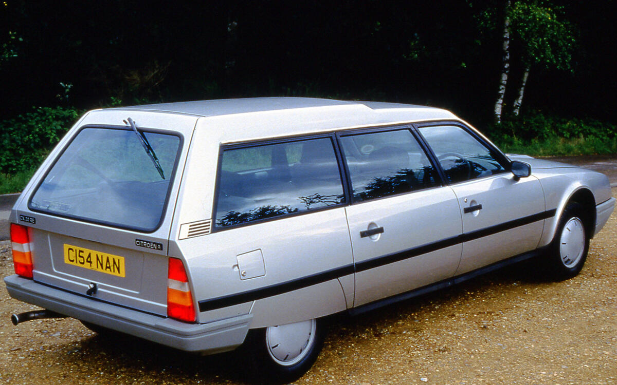 Citroën CX (1975) – max boot capacity: 2172 litres/76.7 cubic feet Citroën CX (1975) – max boot capacity: 2172 litres/76.7 cubic feet