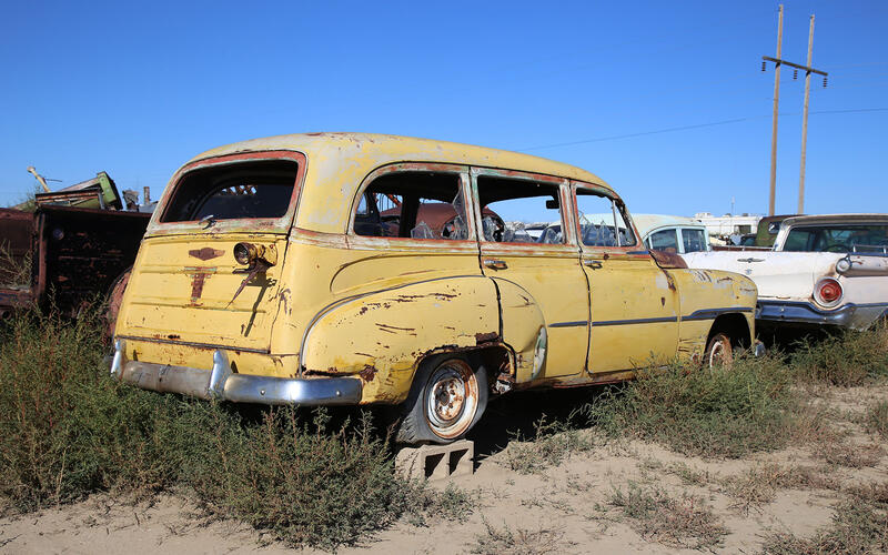 CHEVROLET DELUXE WAGON - 1951